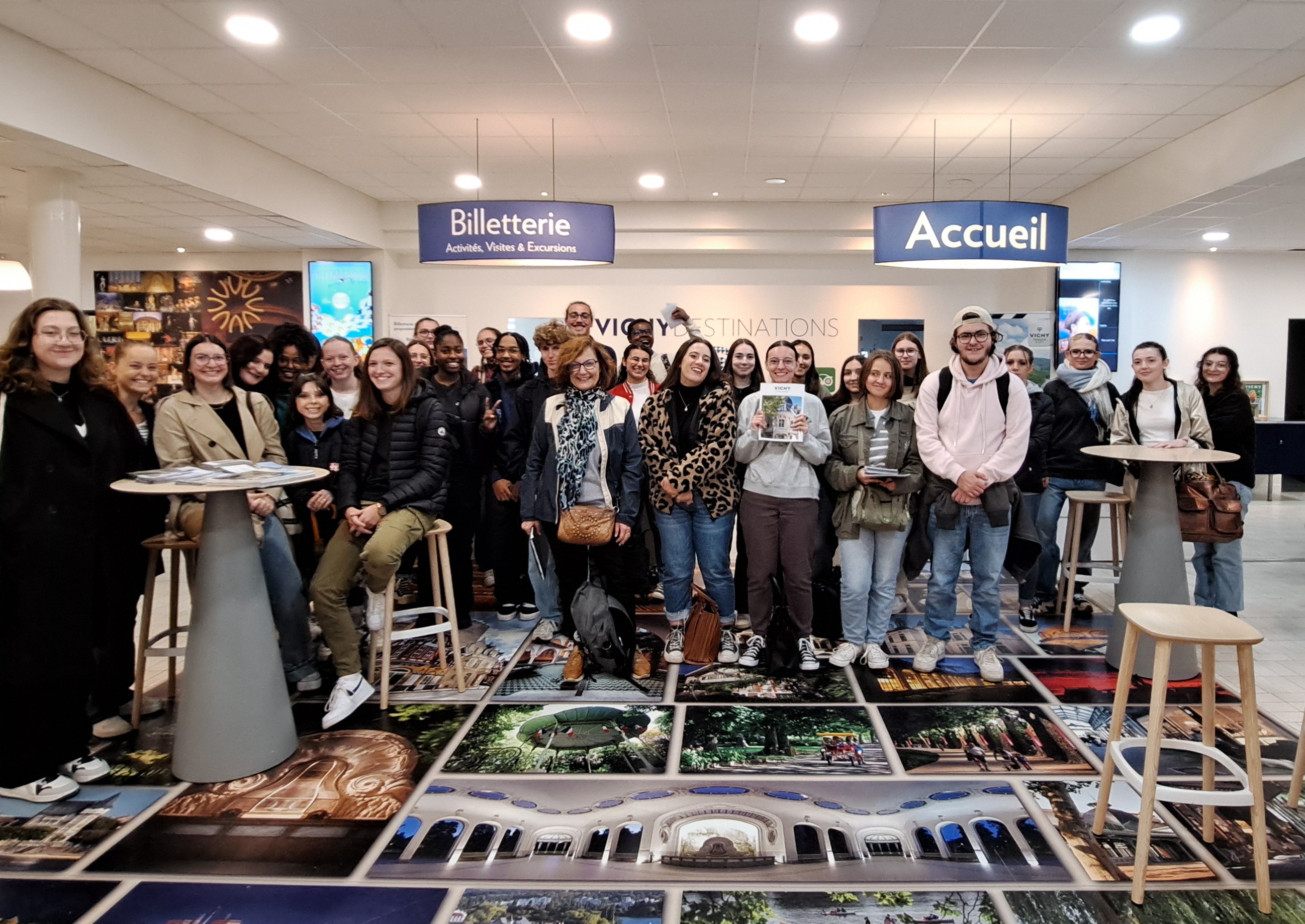 Sortie pédagogique à Vichy des étudiant.es en Licence Études Culturelles, parcours tourisme 